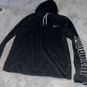 Light weight Nike hoodie in perfect condition